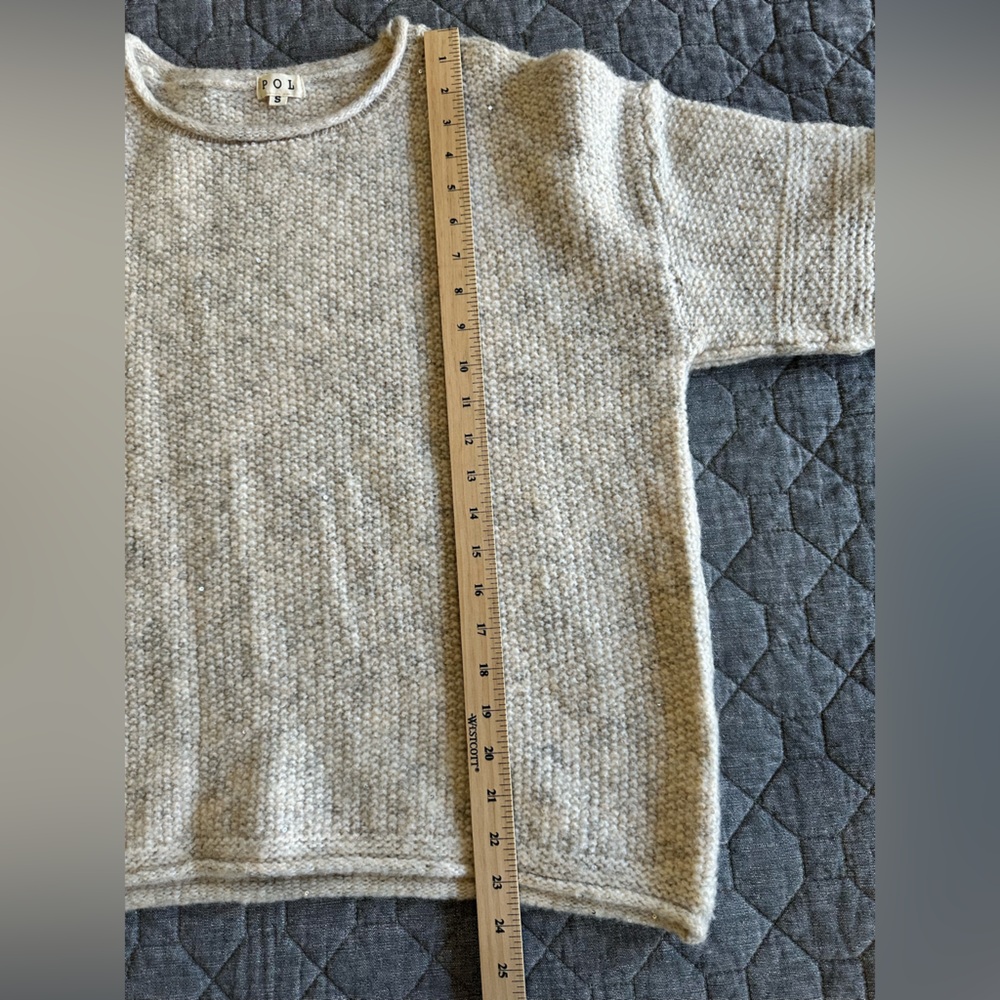 NWOT POL Heather cream raw seam roll neck sequin sweater - size S (fits up to L) - Picture 7 of 8